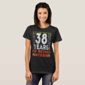 38e Geweldige geboortedag 38 jaar oude retro 4 T-shirt (Voorkant volledig)