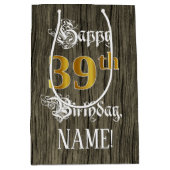 39e verjaardag: Faux Gold look & Faux Wood Pattern Medium Cadeauzakje (Voorkant)