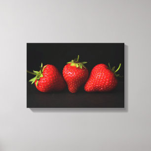 3 aardbeien met zwart, 16,50 x 11 (41,25 x 27,5 cm canvas afdruk