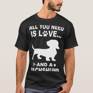 3 Alles wat je nodig hebt is liefde en een dachsho T-shirt