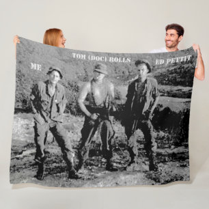 3 AMIGOS, VIETNAM 1968 FLEECE DEKEN