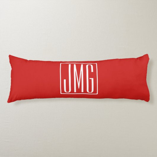 3 Beginletters Monogram | Rood & Wit (of doe-het-z Lichaamskussen (Voorkant)