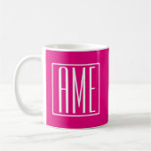 3 Beginletters Monogram | Wit Op Heet Roze Koffiemok (Links)