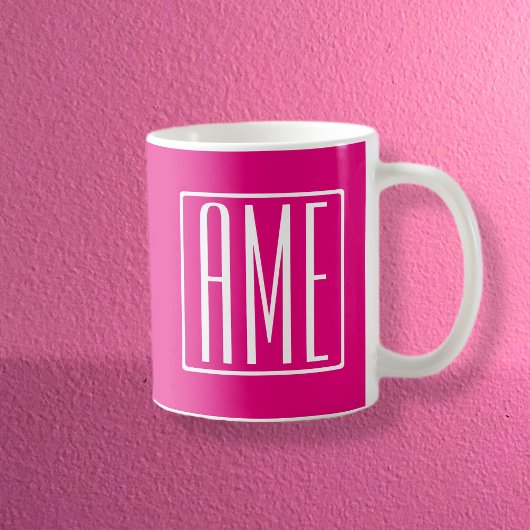 3 Beginletters Monogram | Wit Op Heet Roze Koffiemok