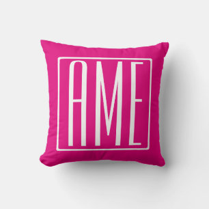 3 Beginletters Monogram Wit Op Heet Roze Kussen