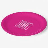 3 Beginletters Monogram | Wit Op Heet Roze Papieren Bordje (Gekanteld)