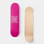 3 Beginletters Monogram | Wit Op Heet Roze Persoonlijk Skateboard (Voorkant)