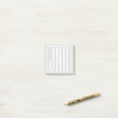 3 Beginletters Monogram | Wit & Zeer Lichtgrijs Post-it® Notes (Op bureau)