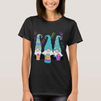 3 Birthday Gnomes Birthday Cake, Cadeaus, Confett T-shirt