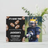 3 Black Football Birthday-uitnodigingen met foto Kaart (Staand voorkant)