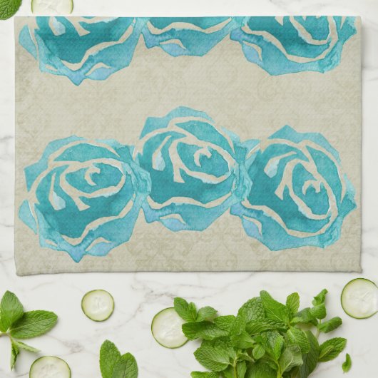 3 Blauwgroen Waterverf Rozen op Tan Damask Patroon Theedoek (Gevouwen)