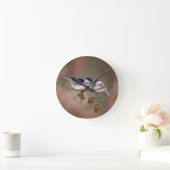 3 CHICKADEES EN PIJNCONS VAN SHARON SHARPE RONDE KLOK (Huis)