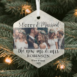 3 Foto Passen getrouwd Merry & Marble Glas Ornament<br><div class="desc">Viel een vrolijke 1st-vakantie als newlyweds met een aangepast 3 fotocollage "Merry & Married" hexagon-vormig ornament. Afbeeldingen en formuleringen op deze sjabloon zijn eenvoudig te personaliseren. (AFBEELDING PLACEMENT TIP: Een gemakkelijke manier om een foto precies te centreren hoe u wilt is het te bebouwen alvorens aan de website van Zazzle...</div>