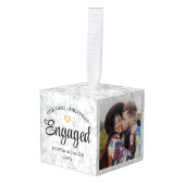 3 Foto van onze eerste kerst met Faux Marble Decoratie (Voorkant hoekig)