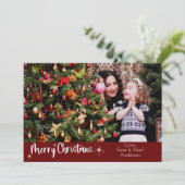 3 Foto's Vrolijk Kerstfeest Modern Script Rood Feestdagenkaart (Staand voorkant)