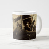 3 Hits en een Miss Mok (Voorkant rechts)