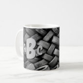 3 Initiaal Letter Monogram Old Banden Koffiemok (Voorkant links)