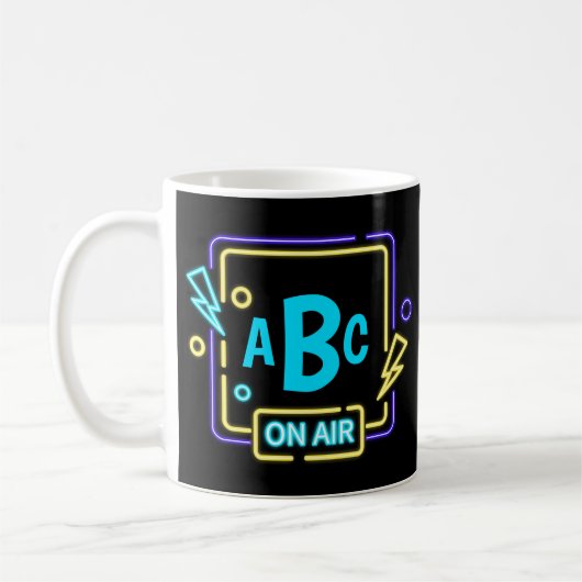 3 Initiaal Monogram Letter Blue Yellow on Air Coff Koffiemok (Links)