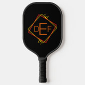 3 Initiaal Monogram Letter Red Yellow Brown Square Pickleball Paddle (Voorkant)