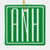 3 Initialen Monogram | Groen en wit Keramisch Ornament (Voorkant)