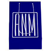 3 Initialen Monogram | Navy Blue en White Medium Cadeauzakje (Achterkant)