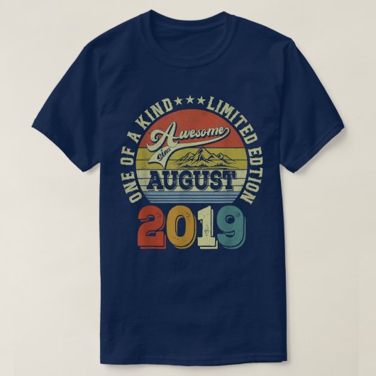 3 jaar oude geschenken Geweldige sinds augustus 20 T-shirt (Design voorkant)
