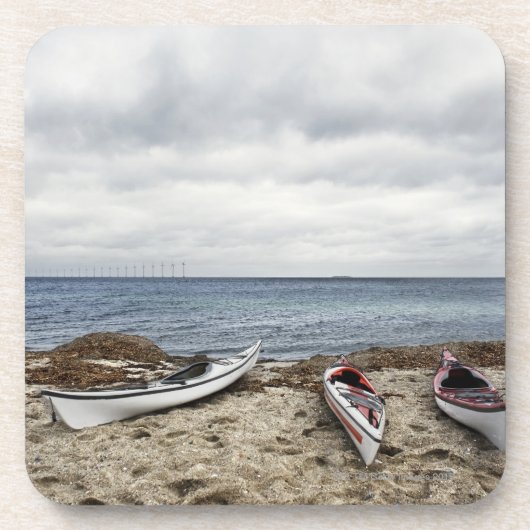 3 kayaks op het strand bier onderzetter (Voorkant)
