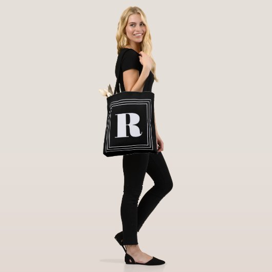 3 Lijst Monogram | Zwart-wit Tote Bag (Op model)