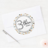 3 maanden Mijlvormige Baby en ballonnen Ronde Sticker (Envelop)