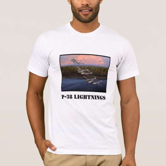 3 P-38 Bliksem Vliegen in formatie T-shirt (Voorkant)