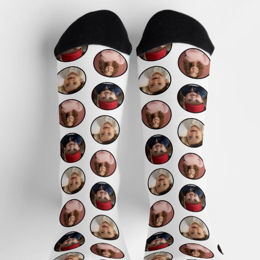 3 Photo Circle Border Collage - Zwart Wit Sokken (Top)