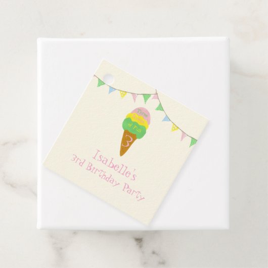 3 Scoops of Fun 3rd Birthday Ice Cream Party Bedankjes Labels (In situ)