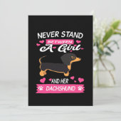 3 Sta nooit tussen een meisje en haar dachshund Kaart (Staand voorkant)