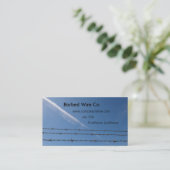 3 strengen prikkeldraad en contrail visitekaartje (Staand voorkant)