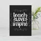3- Teach Love Inspire Shirt, Retro  leraar Bedankkaart (Staand voorkant)