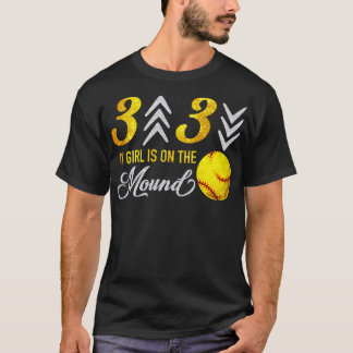 3 tot 3 beneden is mijn meisje op de bal grappig. t-shirt