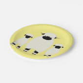 3 Valais Black Nose Sheep in een rij Papieren Bordje (Gekanteld)