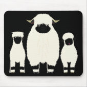 3 Valais Black Nose Sheep op rij Muismat (Voorkant)