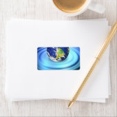 3D Aarde Drijvend op Waterrimpelingen Etiket (Insitu)