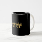 3D Justice Burning Gold Lettering Tweekleurige Koffiemok (Voorkant rechts)