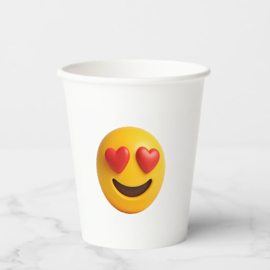 3d yellow smiling emoji face with heart shaped eye papieren bekers (Voorkant)