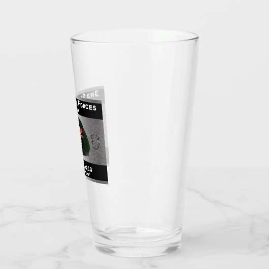 3e groep speciale strijdkrachten glas (Links)