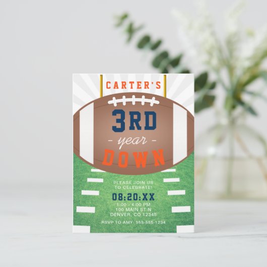 3e jaar down-thema Football 3e verjaardag Uitnodiging Briefkaart (Staand voorkant)