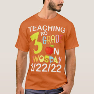 3e klas op 22.222 Happy Teacher T-shirt