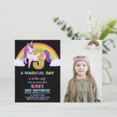 3e Rainbow Unicorn Verjaardag Uitnodigingen foto (Staand voorkant)