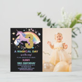 3e Unicorn Verjaardag Uitnodigingen met foto (Staand voorkant)