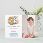 3e Verjaardag Eenhoorn Verjaardag Uitnodigingen fo (Staand voorkant)