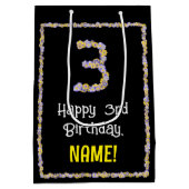 3e verjaardag: Floral Flowers Number, Custom Name Medium Cadeauzakje (Achterkant)