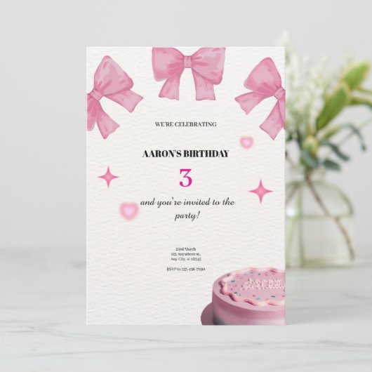 3e verjaardag uitnodiging – Schattige &  deel (Staand voorkant)