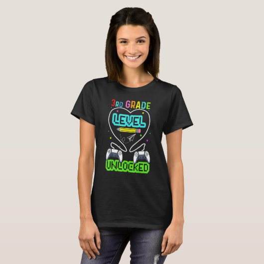 3rd Grade Level Unlocked First Day Back To School  T-shirt (Voorkant volledig)